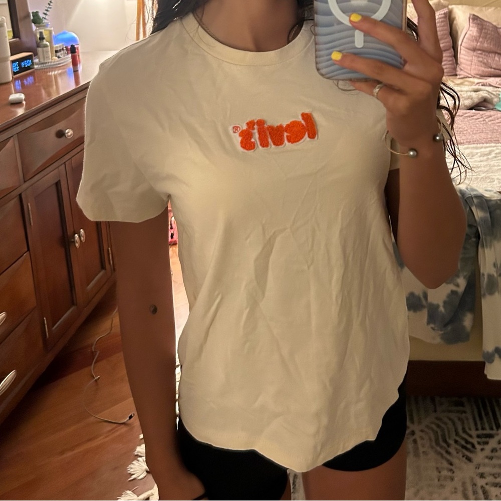 Levi’s shirt